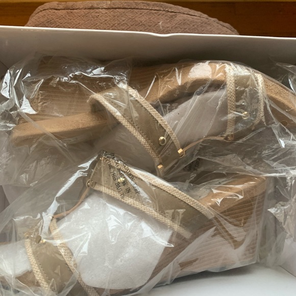 VALENCI - Picture 6 of 8